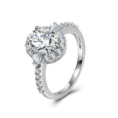 Classic Style Halo Diamond White Gold Ring